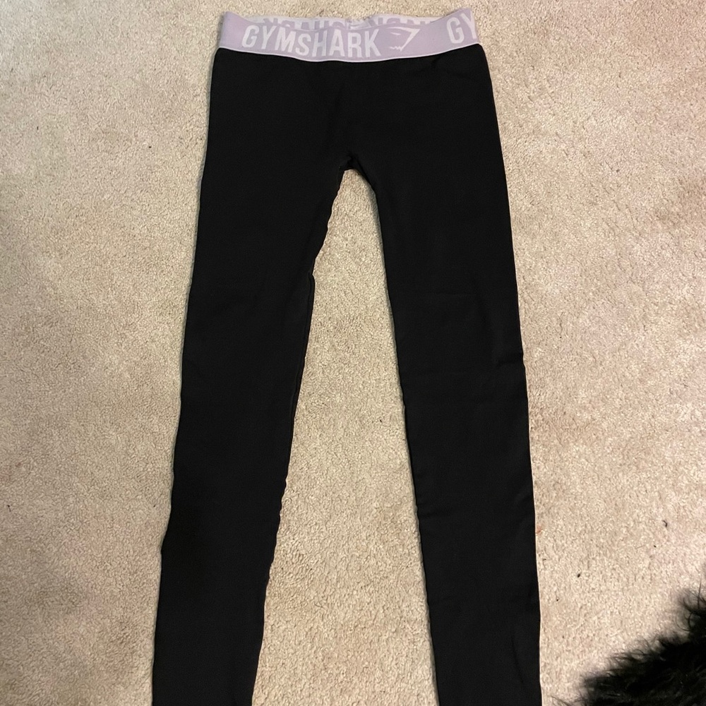 Black Gymshark leggings